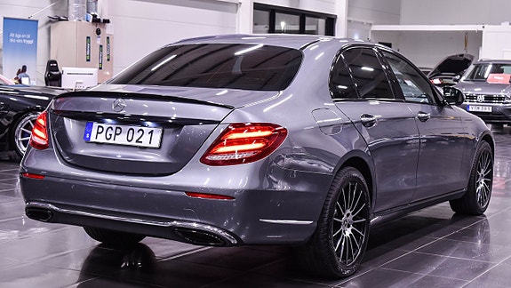 Mercedes-Benz E 220 d 8 of 21