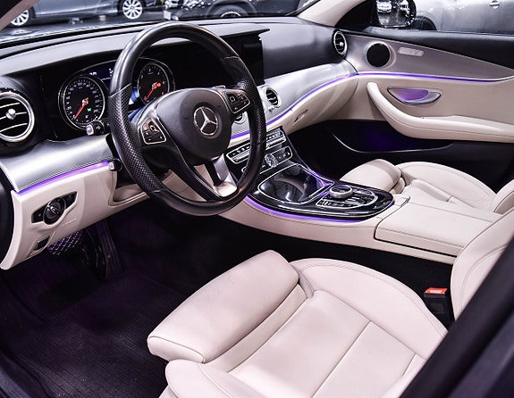 Mercedes-Benz E 220 d 16 of 21