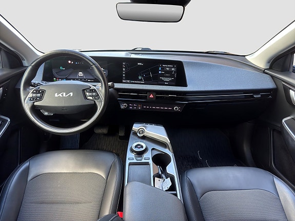 Kia EV6 11 of 21