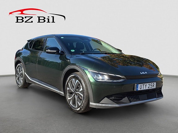 Kia EV6 8 of 21