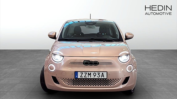 Fiat 500e 8 of 9