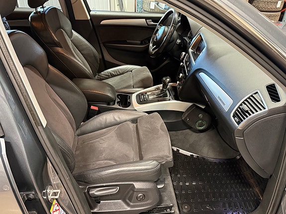 Audi Q5 7 of 12