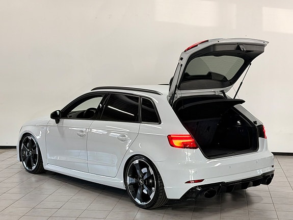 Audi A3 8 of 30