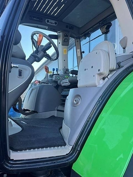 Deutz-Fahr 6145.4 Powershift 8 of 16