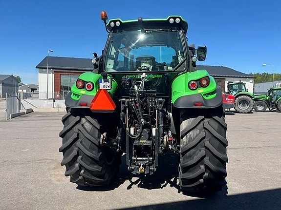 Deutz-Fahr 6145.4 Powershift 4 of 16