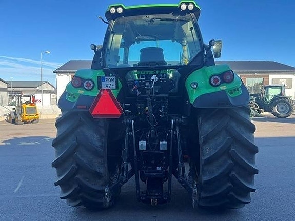 Deutz-Fahr 6145.4 Powershift 13 of 16