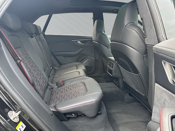 Audi RS Q8 15 of 29