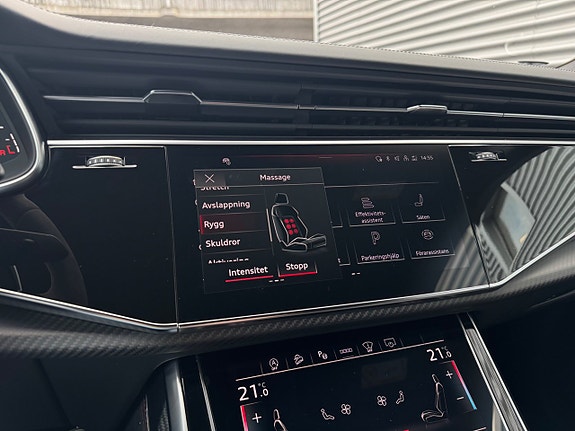 Audi RS Q8 24 of 29