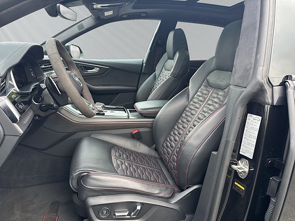 Audi RS Q8 9 of 29