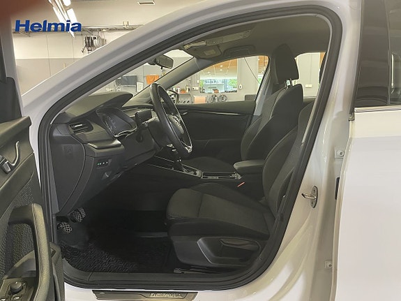 Skoda Octavia 9 of 13