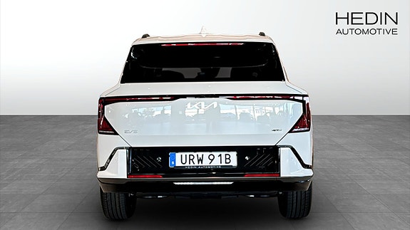 Kia EV5 7 of 13