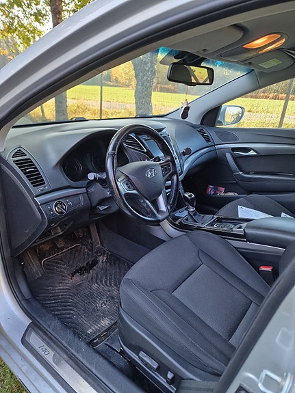 Hyundai i40 7 of 10