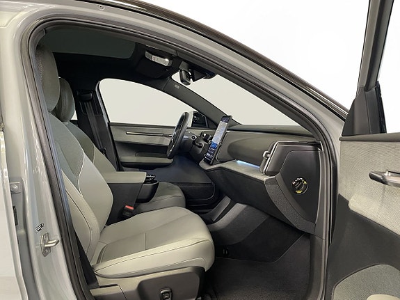 Volvo EX30 11 of 16