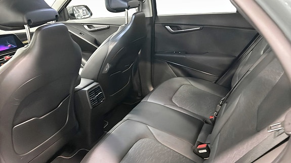 Kia e-Niro 9 of 12