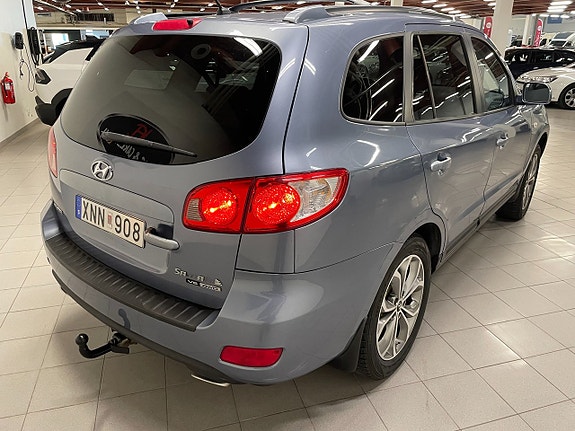 Hyundai Santa Fe 7 of 7