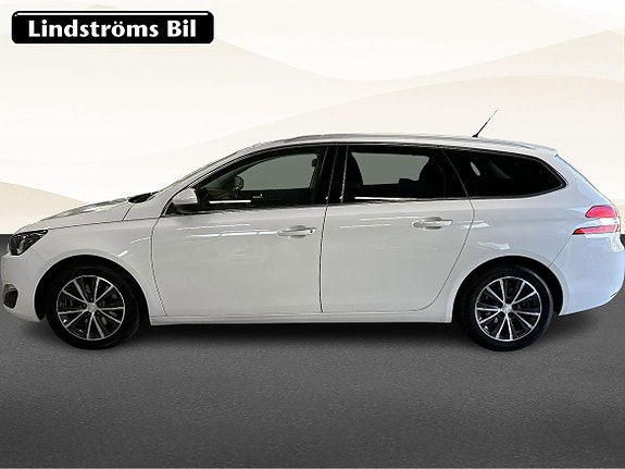 Peugeot 308 SW 4 of 15
