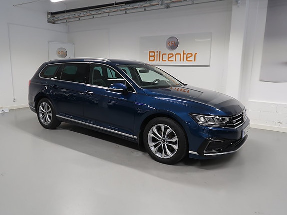 Volkswagen Passat 5 of 30