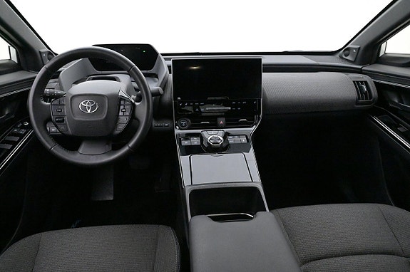 Toyota bZ4X 6 of 27