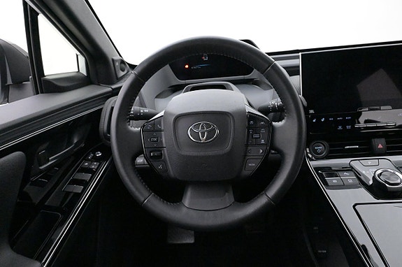 Toyota bZ4X 7 of 27