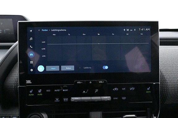 Toyota bZ4X 13 of 27