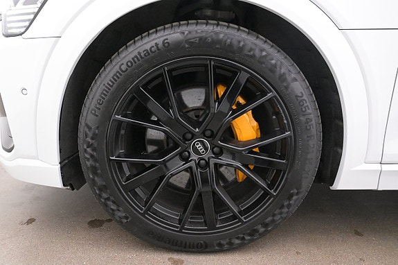 Audi e-tron 27 of 27