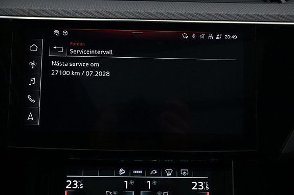 Audi e-tron 16 of 27