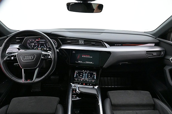 Audi e-tron Sportback 6 of 27