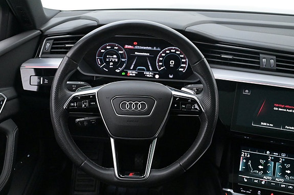 Audi e-tron Sportback 7 of 27