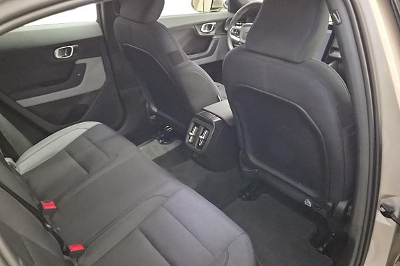 Polestar 2 14 of 23