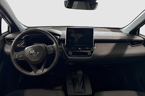Toyota Corolla Cross 9 of 11