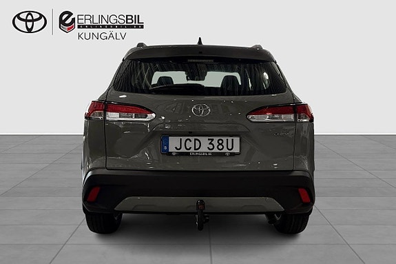 Toyota Corolla Cross 4 of 11