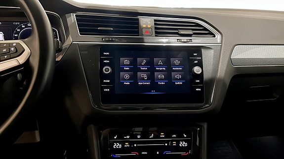 Volkswagen Tiguan 9 of 13