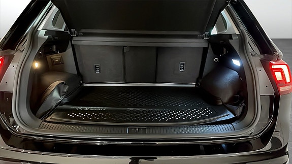Volkswagen Tiguan 12 of 13
