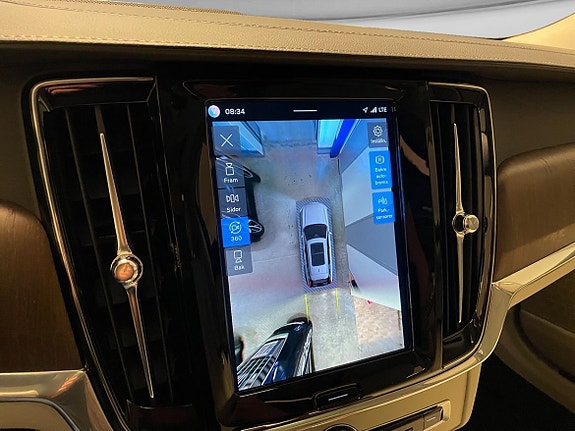 Volvo V90 Cross Country 15 of 16