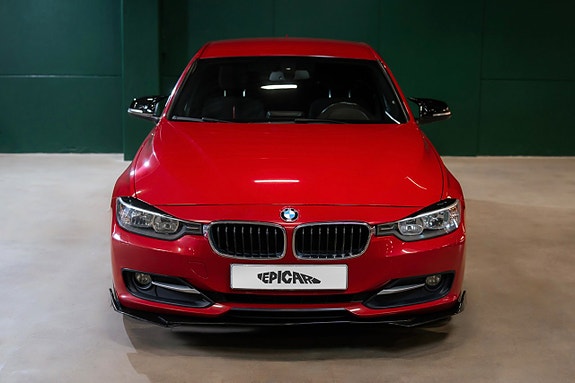 BMW 318d 5 of 21