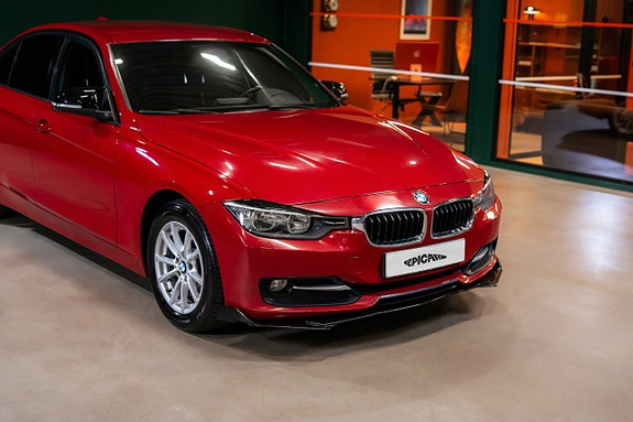 BMW 318d 2 of 21