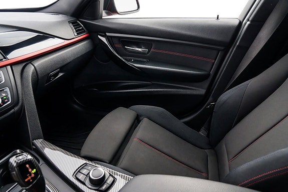 BMW 318d 17 of 21