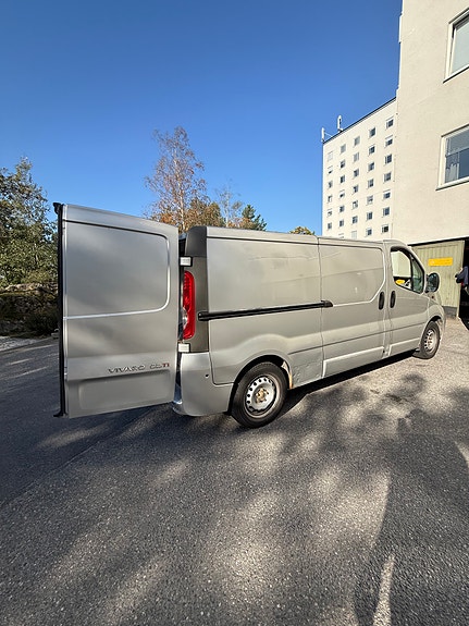 Opel Vivaro 5 of 7