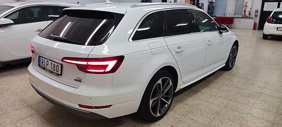 Audi A4 4 of 19