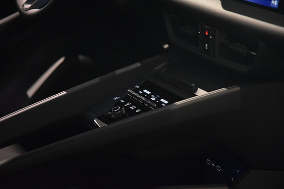 Porsche Macan GTS 21 of 26