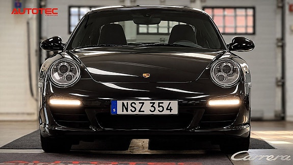 Porsche 911 2 of 21