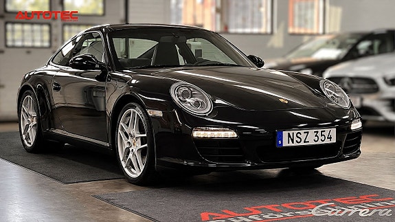 Porsche 911 4 of 21