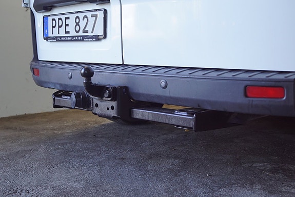 Ford Transit Custom 12 of 20