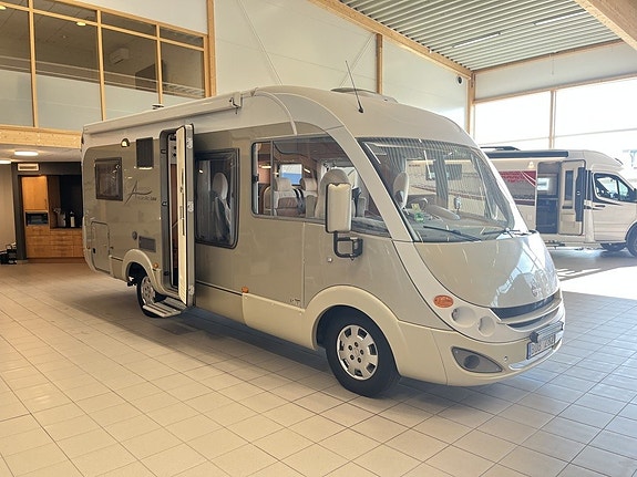 Bürstner AVIANO I 684 P (AC+Solcell+4 000 kg+TRUMA) 3 of 22