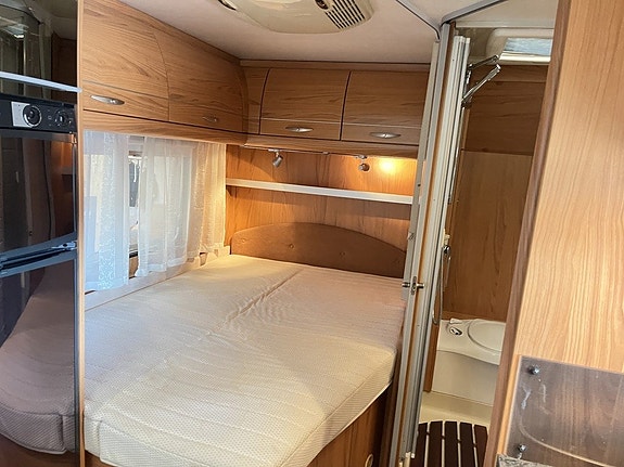 Bürstner AVIANO I 684 P (AC+Solcell+4 000 kg+TRUMA) 17 of 22