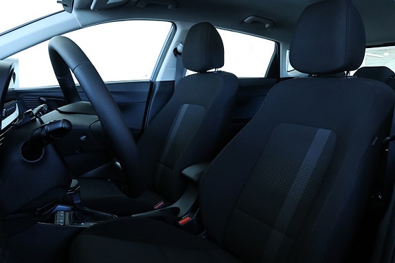 Hyundai i20 7 of 16