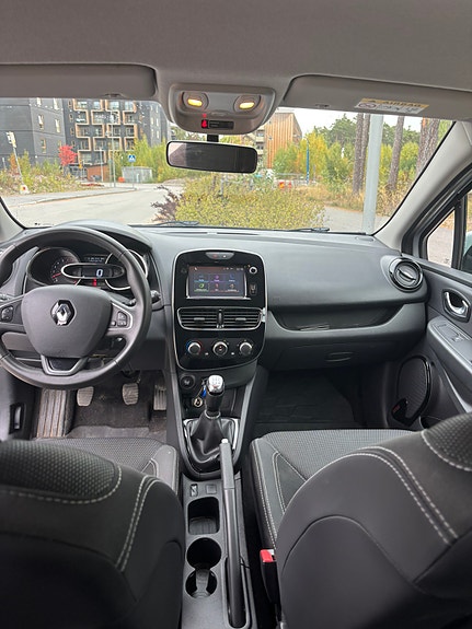 Renault Clio 5 of 8