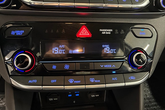 Hyundai IONIQ 14 of 17