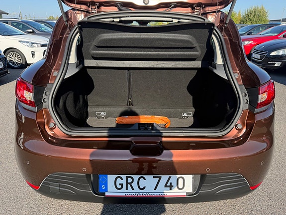 Renault Clio 11 of 20