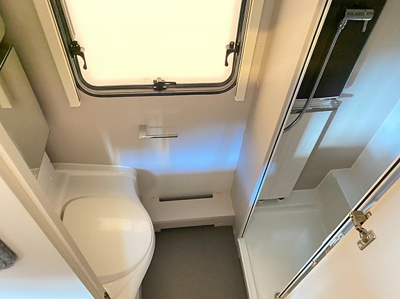 Adria ADORA 573 PT (Barnkammare 7 bäddar+Förtält+ALDE) 15 of 20